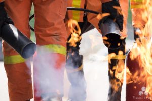 Mencegah Kebakaran Tempat Kerja dengan Prosedur K3